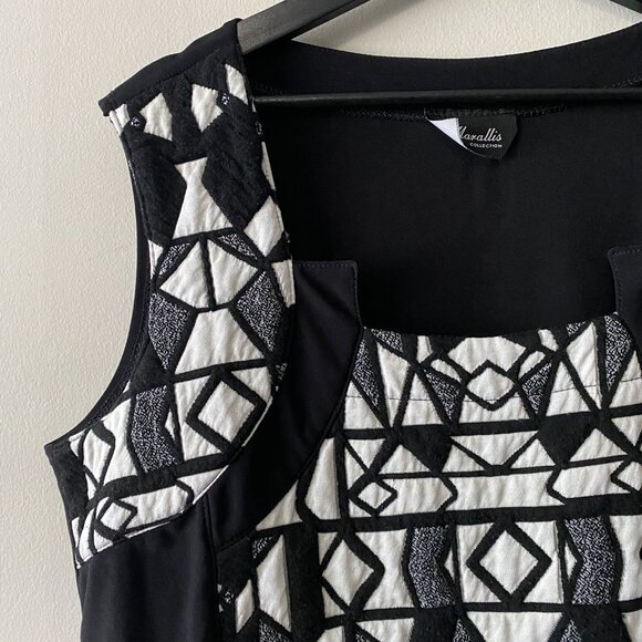 Marallis Collection Black White Geometric Pattern Sleeveless Top - Picture 4 of 8